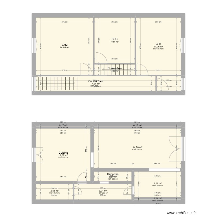 Maison. Plan de 15 pièces et 85 m2