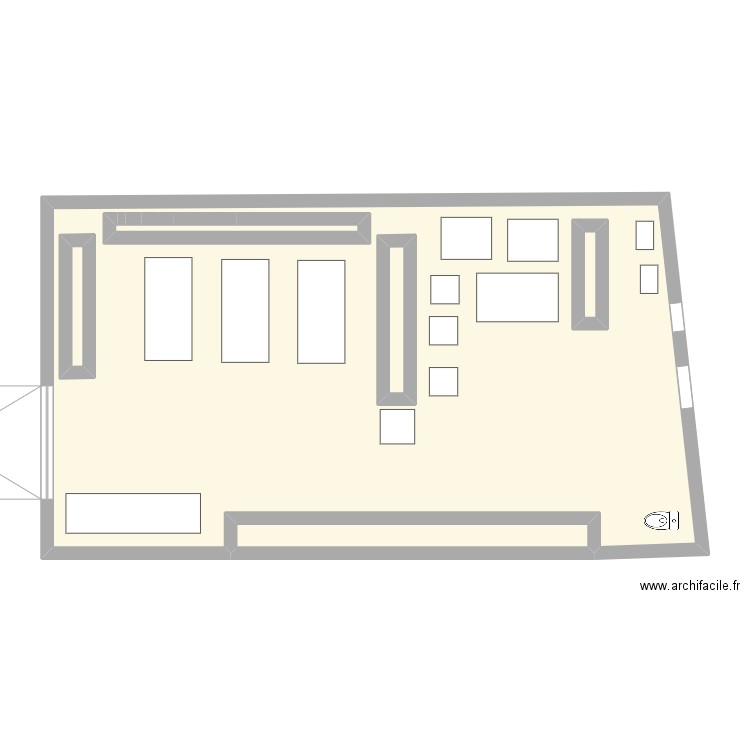 dépot intérieur. Plan de 6 pièces et 96 m2