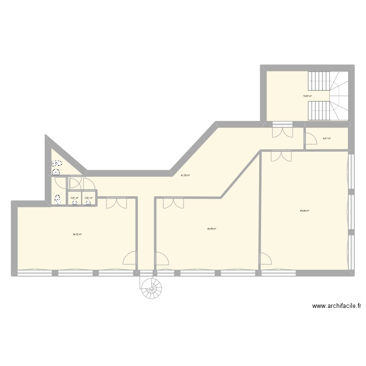 Saint calixte étage. Plan de 8 pièces et 197 m2