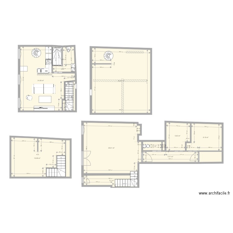 MONTRICHARD RDC. Plan de 15 pièces et 143 m2