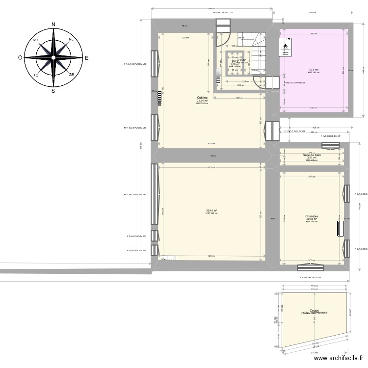 Gilles. Plan de 17 pièces et 277 m2