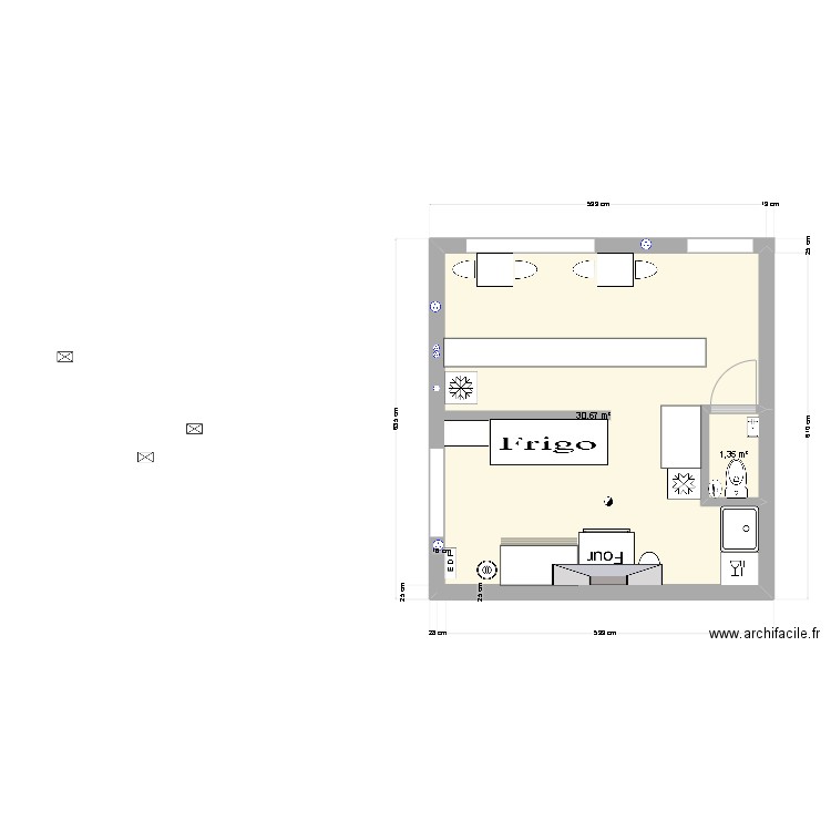 LOCAL. Plan de 2 pièces et 32 m2