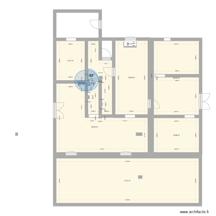 EGUYANS. Plan de 7 pièces et 163 m2