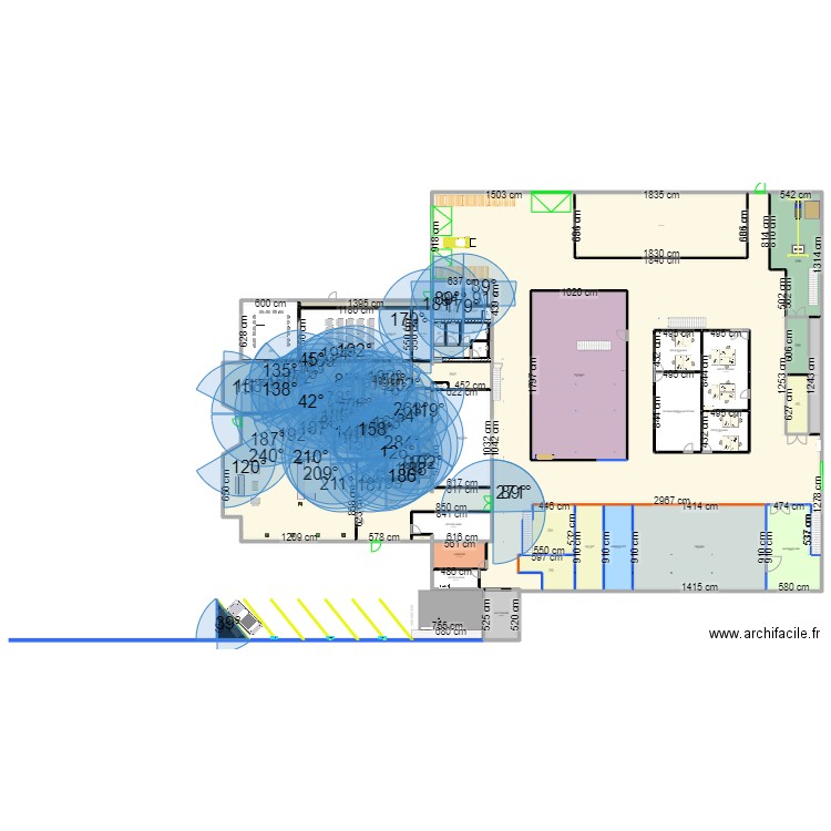 VOLTA RDC places V2. Plan de 50 pièces et 2567 m2