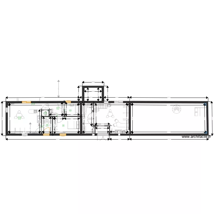 Projet . rez de chauss&eacute;e maison avec escalier colimacon eclairage. Plan de 