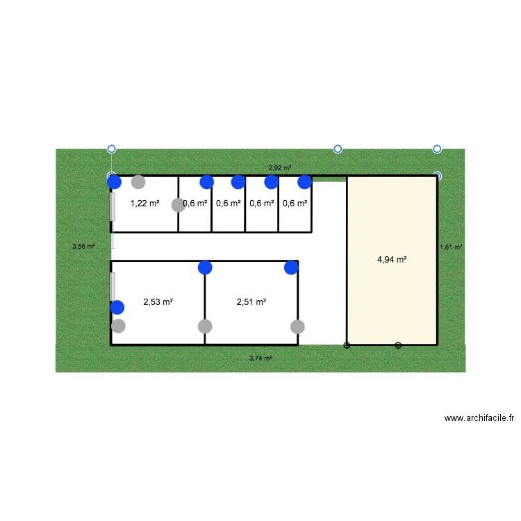 stabulation. Plan de 8 pièces et 14 m2