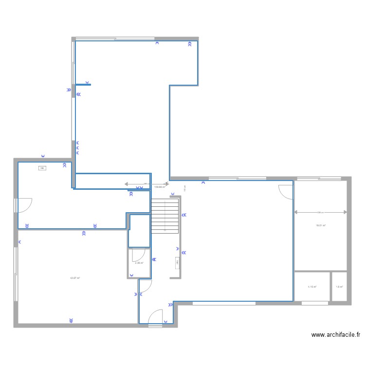 LAMBLIN REZ DE CHAUSSEE. Plan de 6 pièces et 230 m2