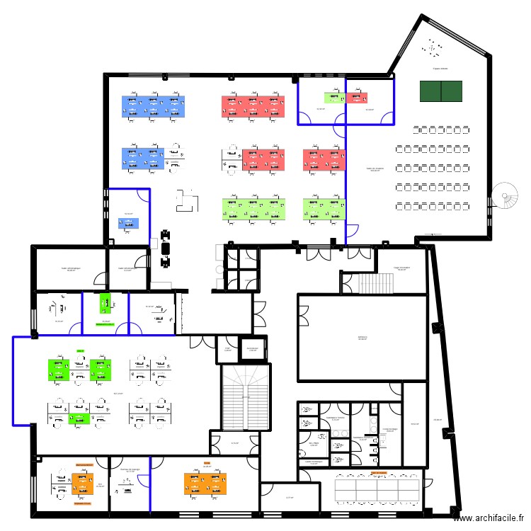 Alibi projet v1. Plan de 50 pièces et 678 m2