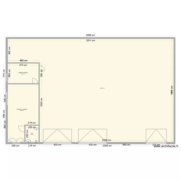 IMPLANTATION. Plan de 4  et 390 m²