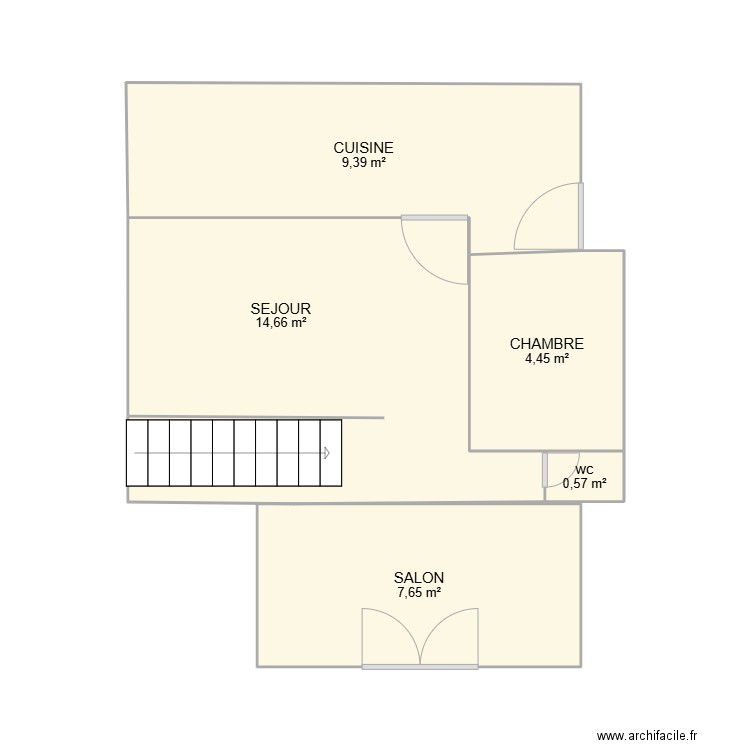 PLAN RDC. Plan de 5 pièces et 37 m2