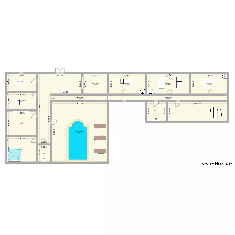 Institut. Plan de 15 pièces et 339 m²