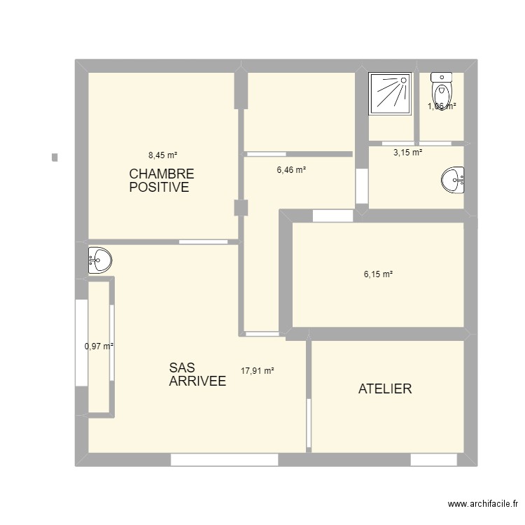 Atelier Pierre. Plan de 7 pièces et 44 m2