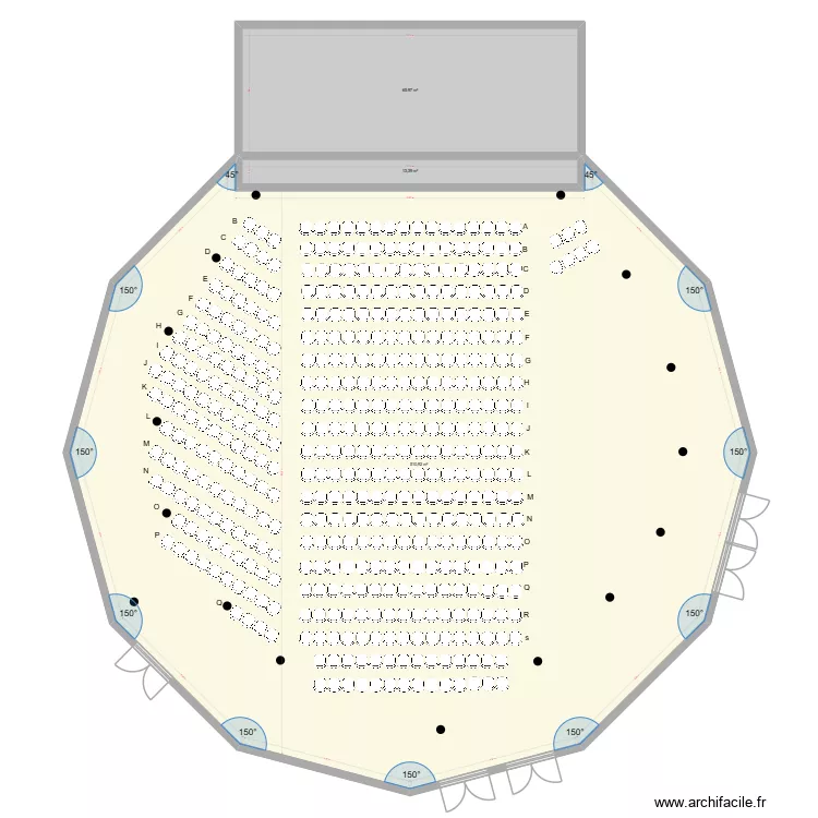 Grande salle avec pav&eacute; de chaises X 256. Plan de 3  et 590 m²