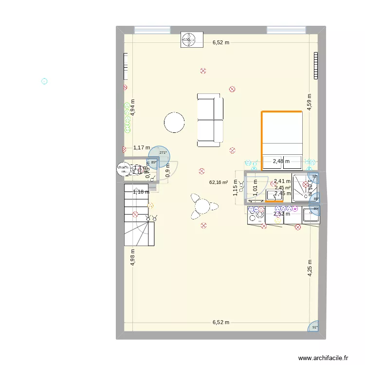 Combles SANS MEUBLES. Plan de 2 et 65 m² Combles SANS MEUBLES. Plan de 2 et 65 m²