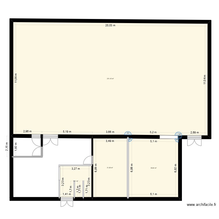 Salle de sport. Plan de 4 pièces et 294 m2