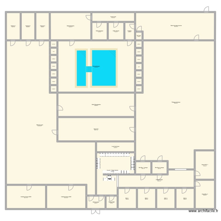 Version 2 plan nonant. Plan de 44 pièces et 1085 m2