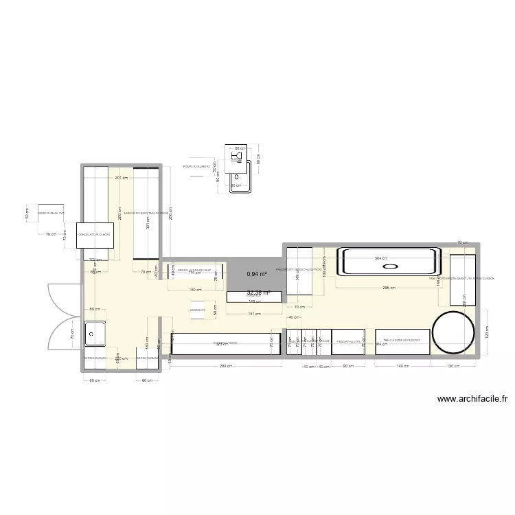 BAR CUISINE EXT MIA. Plan de 2  et 33 m²