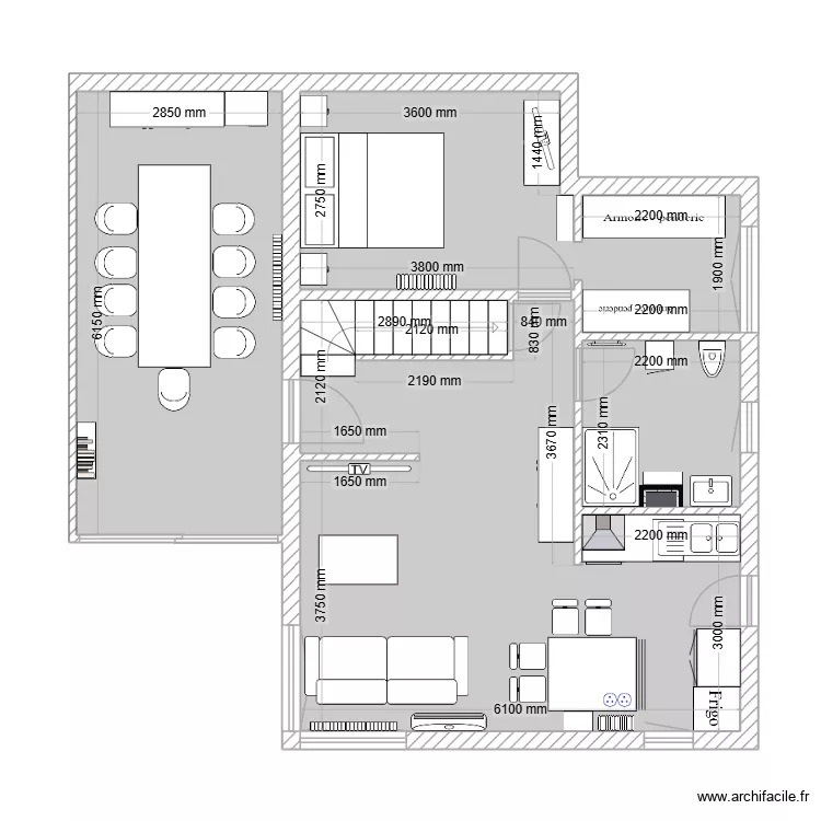 PLAN. Plan de 7 Pièces et 83 m²