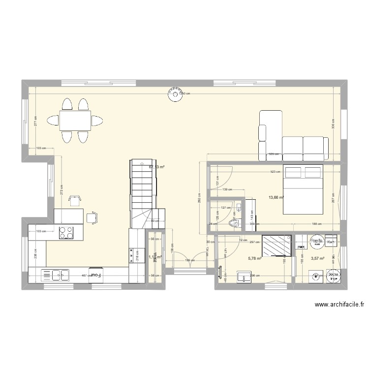 Célia-7. Plan de 5 pièces et 91 m2