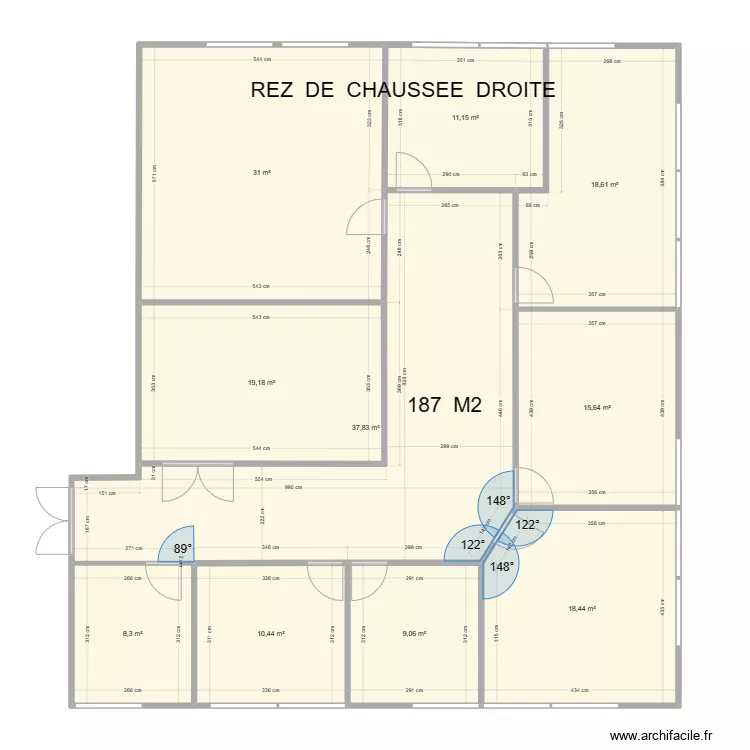 REZ DE CHAUSSEE  DROITE. Plan de 