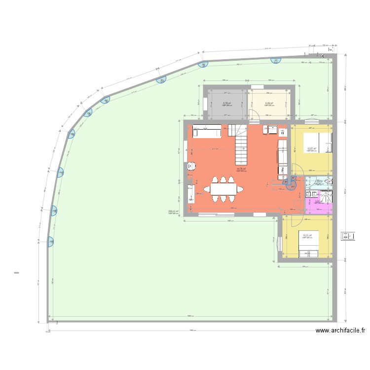 laturballe13. Plan de 8 pièces et 308 m2