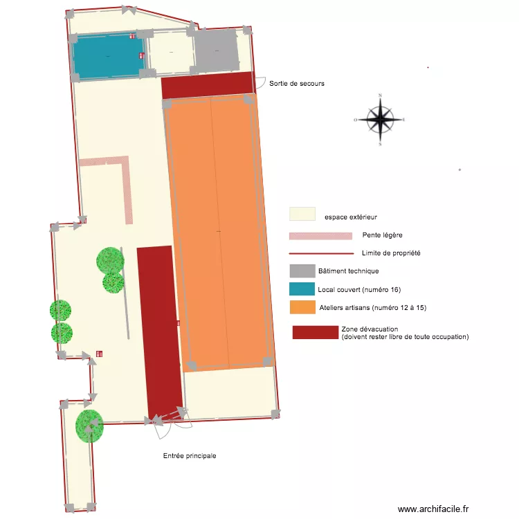 cour avec barri&egrave;re. Plan de 