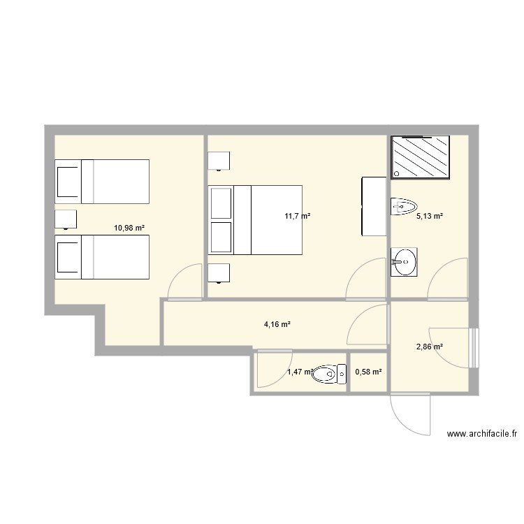 MBreno. Plan de 7 pièces et 37 m2