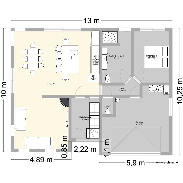 rdc. Plan de 7 pièces et 111 m2
