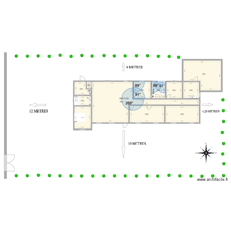 Plan de masse avec abris. Plan de 12 pièces et 200 m2