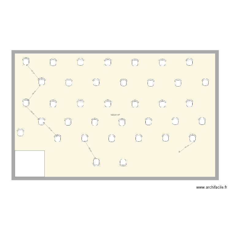 409 en école 1m50 table à table. Plan de 0 pièce et 0 m2