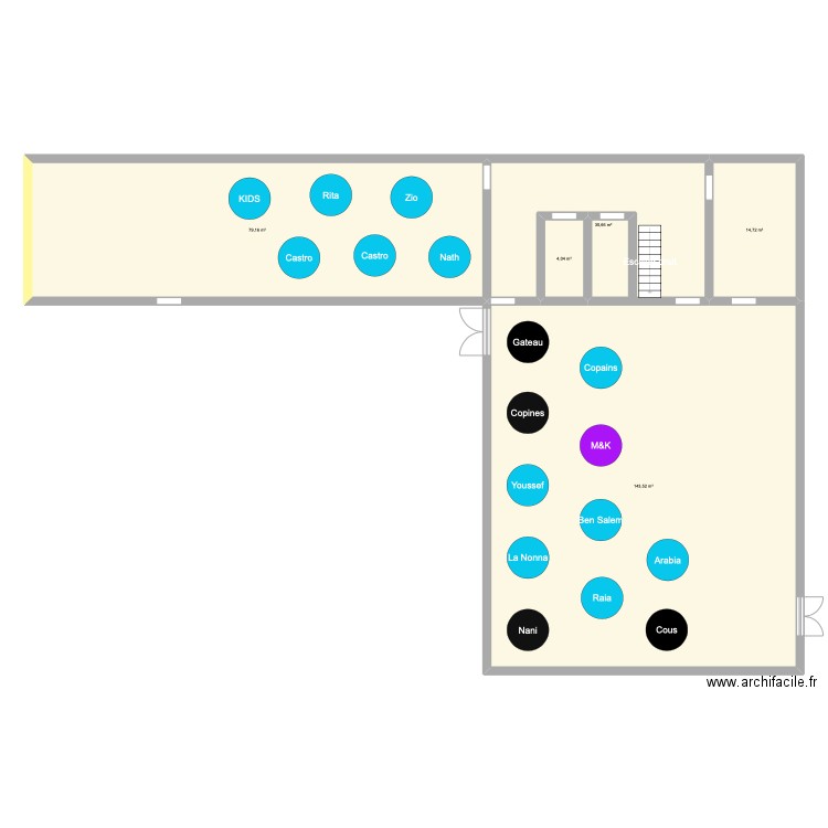 M&K. Plan de 5 pièces et 272 m2