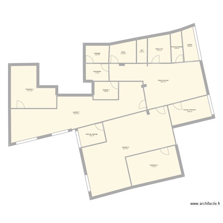 Epinay. Plan de 15 pièces et 216 m2