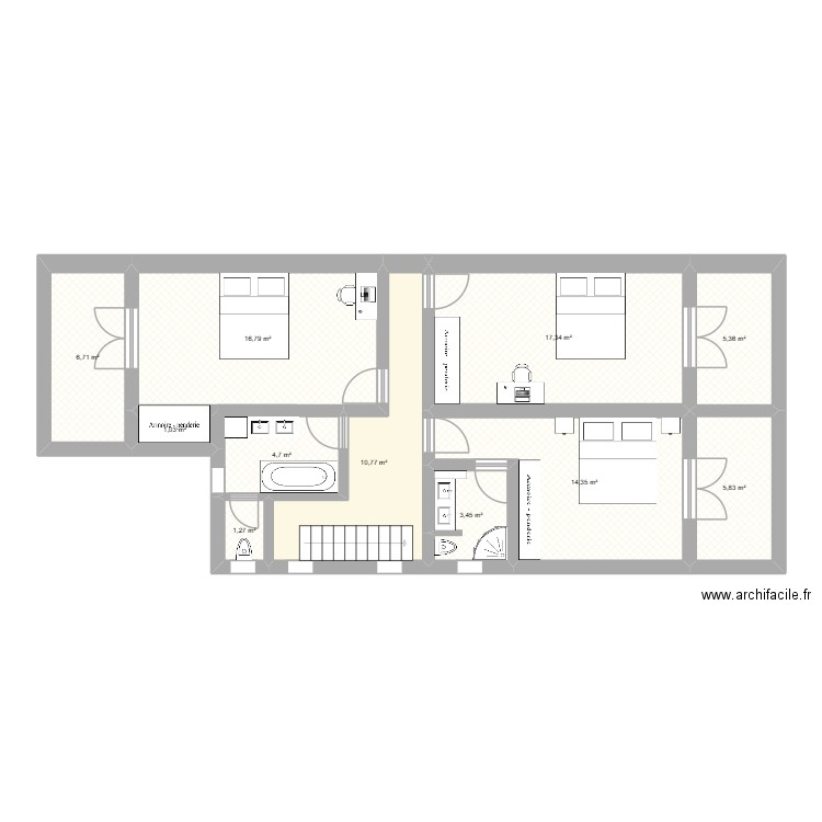 Etage. Plan de 11 pièces et 88 m2
