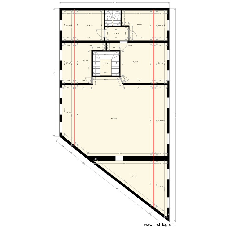 R2 Foch. Plan de 16 pièces et 187 m2