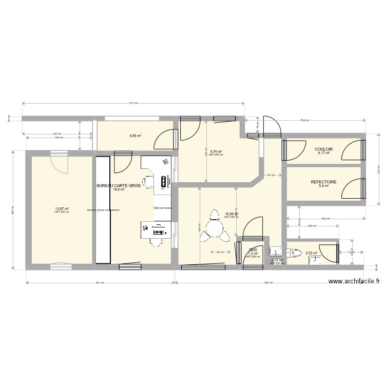 LEXY AUTO. Plan de 10 pièces et 76 m2