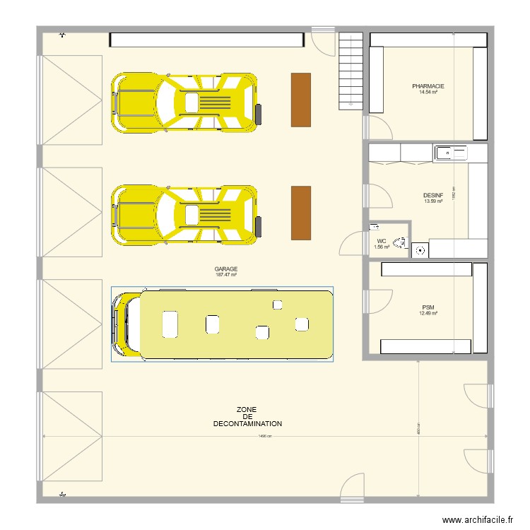 GARAGE SMUR AVEC DECONTAMINATION. Plan de 0 pièce et 0 m2