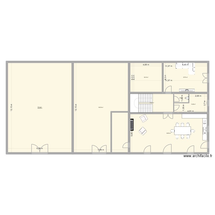 MAISON UPIE 2. Plan de 8 pièces et 369 m2