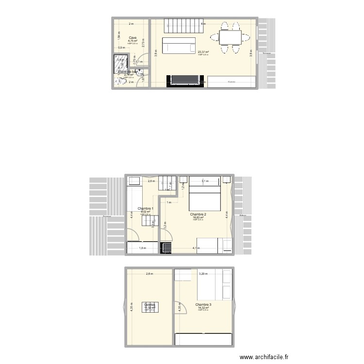 Chalet. Plan de 7 pièces et 82 m2