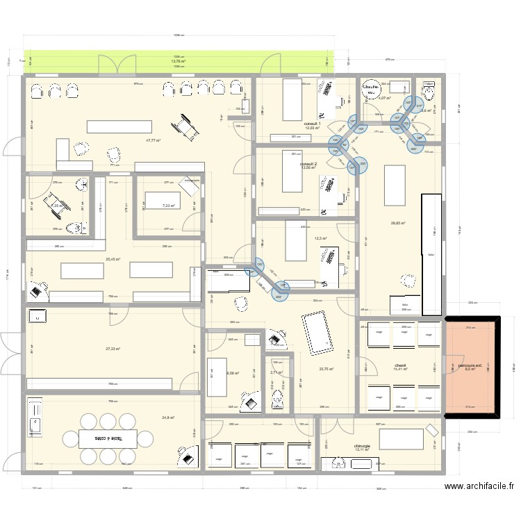 clinique 4. Plan de 20 pièces et 308 m2