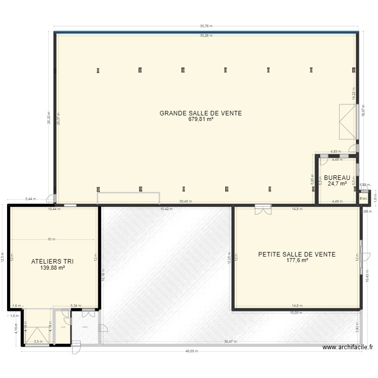 ENSEMBLE V2 2023-07-02. Plan de 8 pièces et 1352 m2