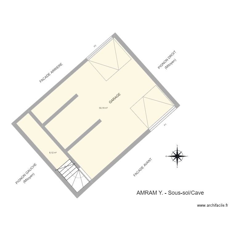 test Sole. Plan de 9 pièces et 247 m2