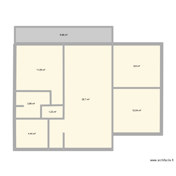 BAUMGARTEN Marina. Plan de 8 pièces et 73 m2