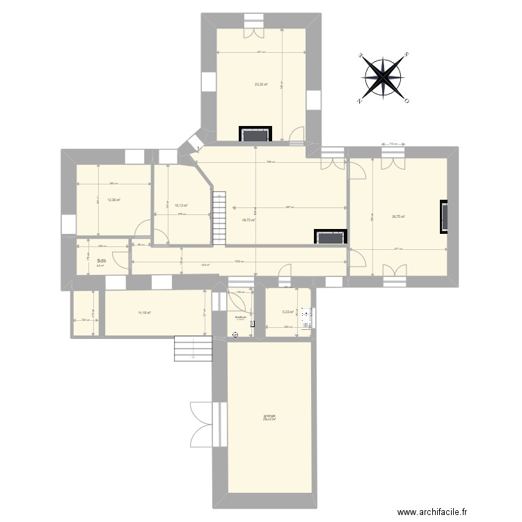 Branceilles original. Plan de 9 pièces et 174 m2