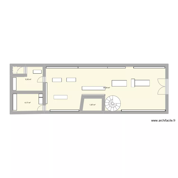 Magasin. Plan de 4 et 51 m² Magasin. Plan de 4 et 51 m²