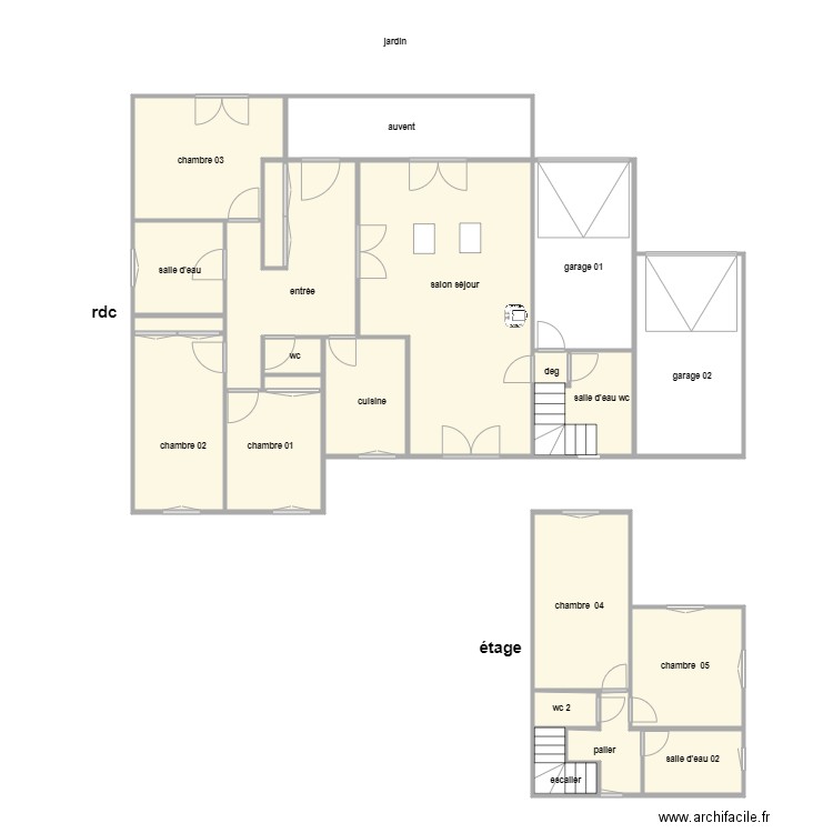 graal am. Plan de 22 pièces et 166 m2