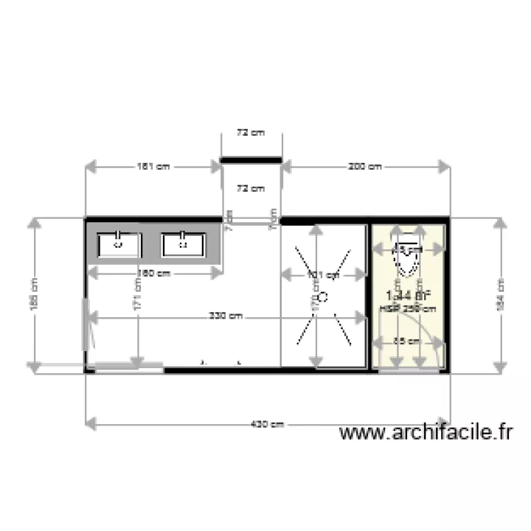 salle de bain grand. Plan de 