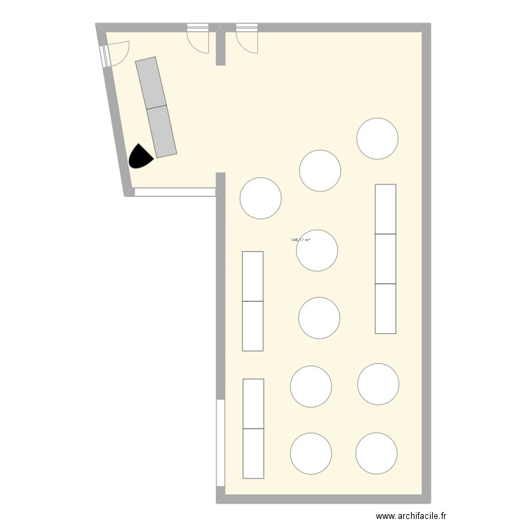 Mariage. Plan de 1 pièce et 146 m2