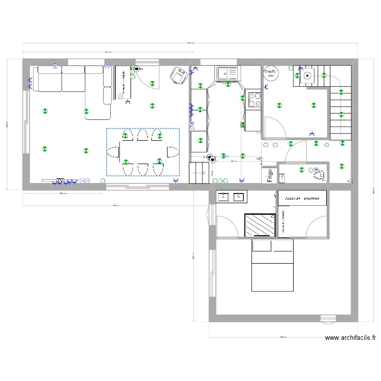 Pomper 3. Plan de 8 pièces et 129 m2