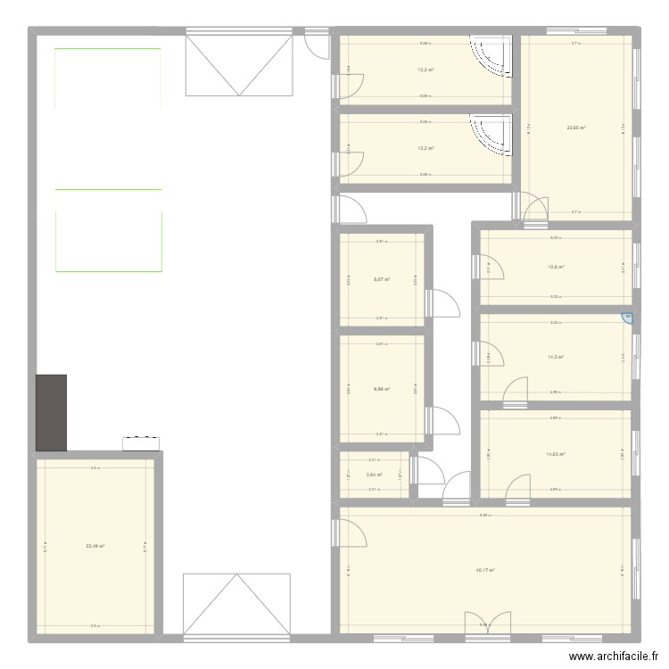 Plan local d activité. Plan de 11 pièces et 176 m2