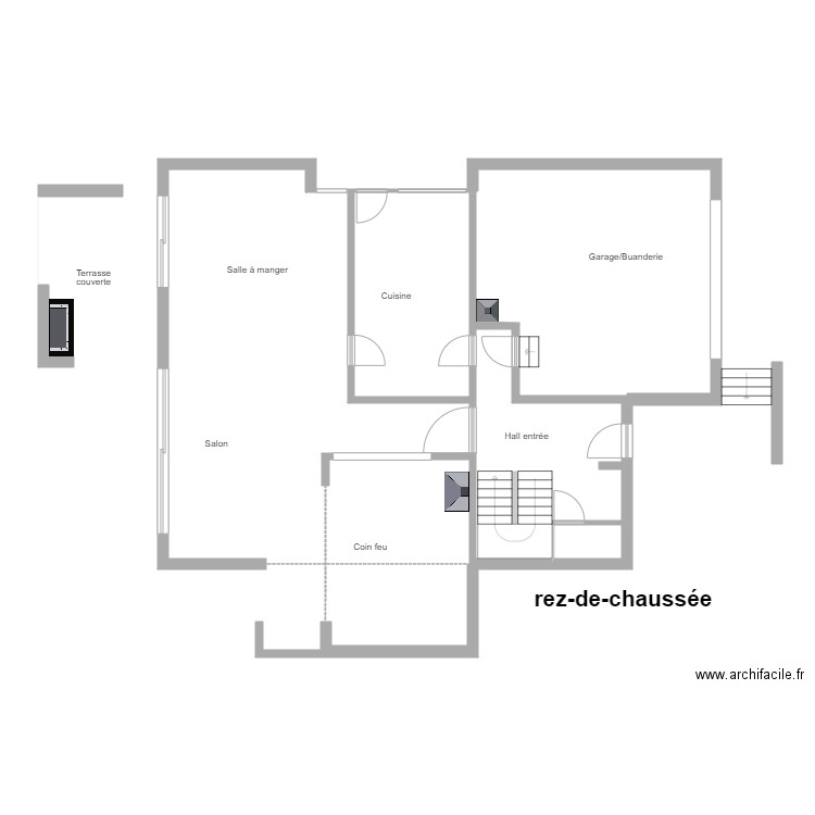 pierre rezdechaussee vide. Plan de 4 pièces et 68 m2